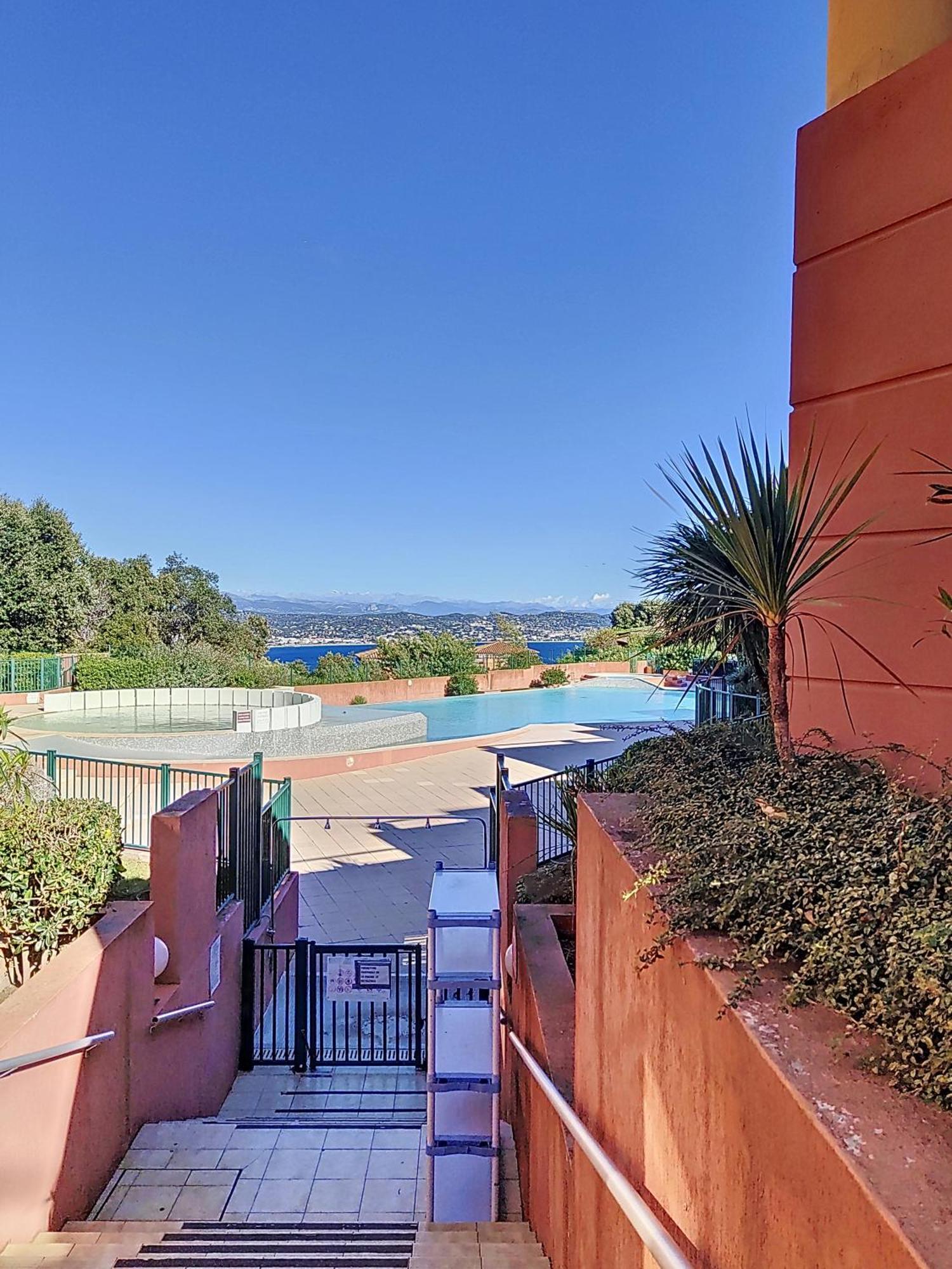 Apartamento Vue Mer, Piscine, Free Parking Théoule-sur-Mer Exterior foto
